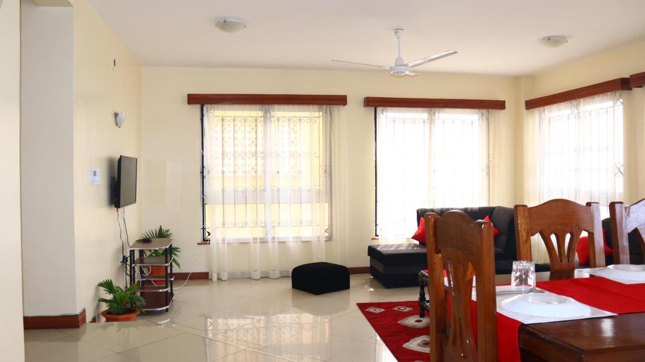 Elna'S Haven - Nyali Sea View Apartment Mombasa Esterno foto