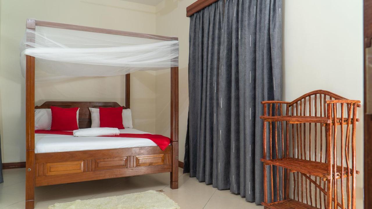 Elna'S Haven - Nyali Sea View Apartment Mombasa Esterno foto
