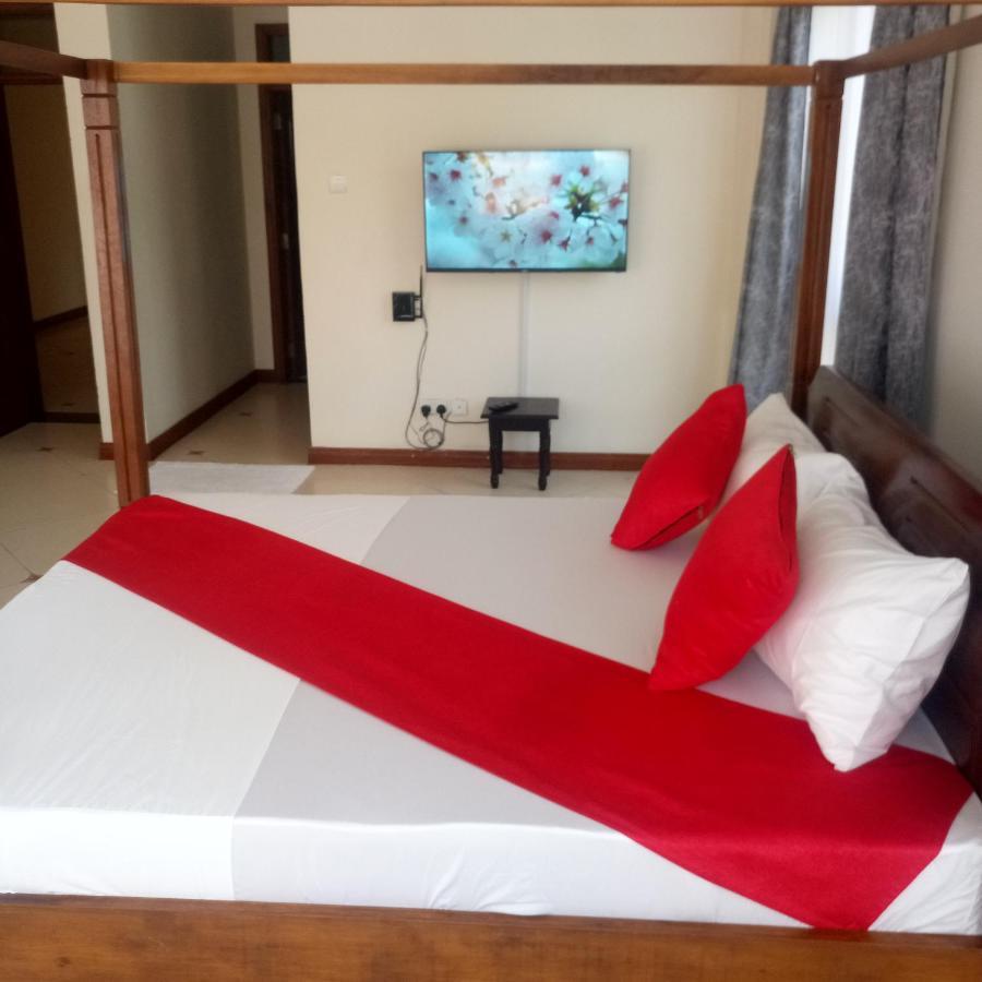 Elna'S Haven - Nyali Sea View Apartment Mombasa Esterno foto