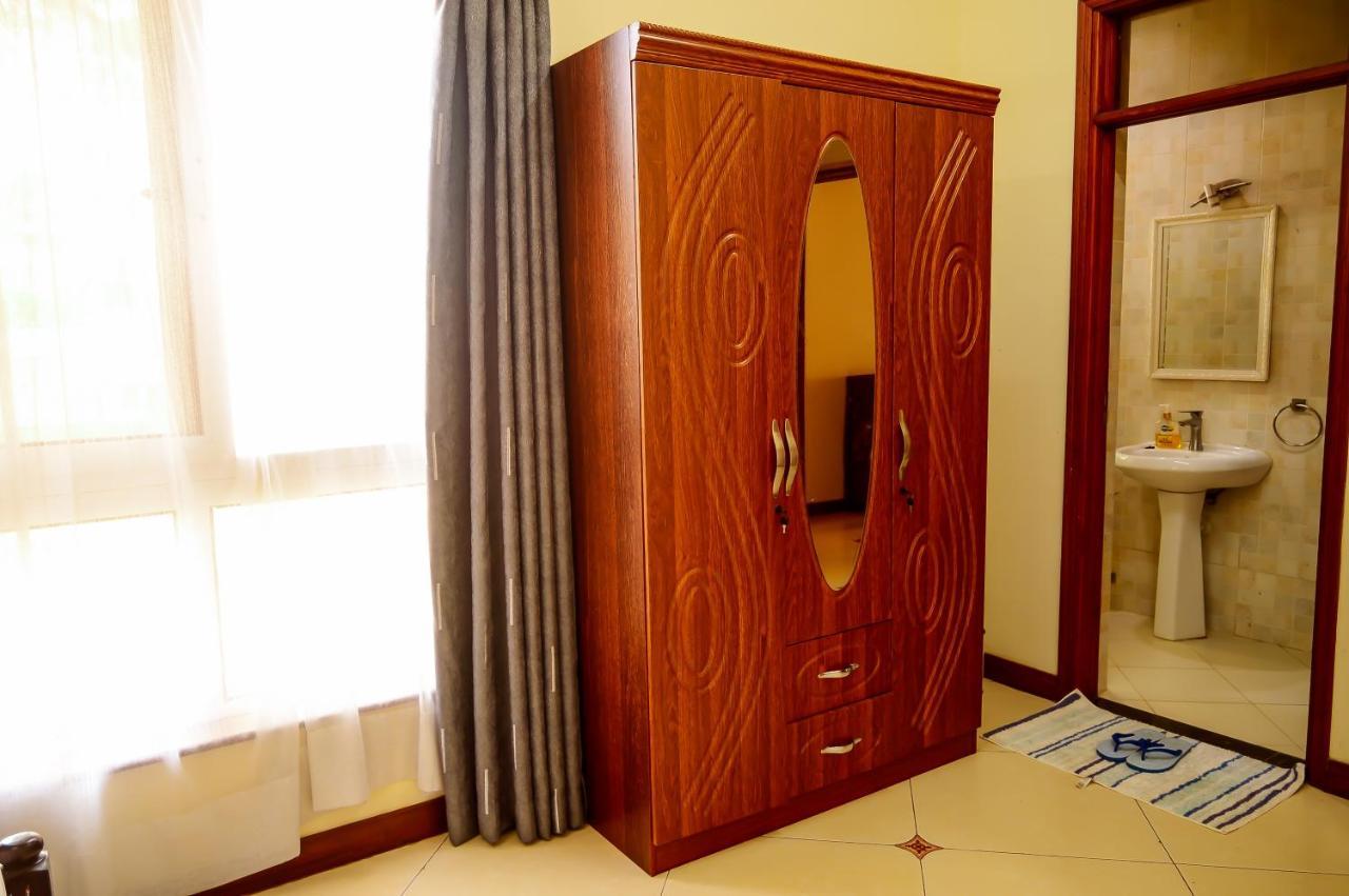 Elna'S Haven - Nyali Sea View Apartment Mombasa Esterno foto