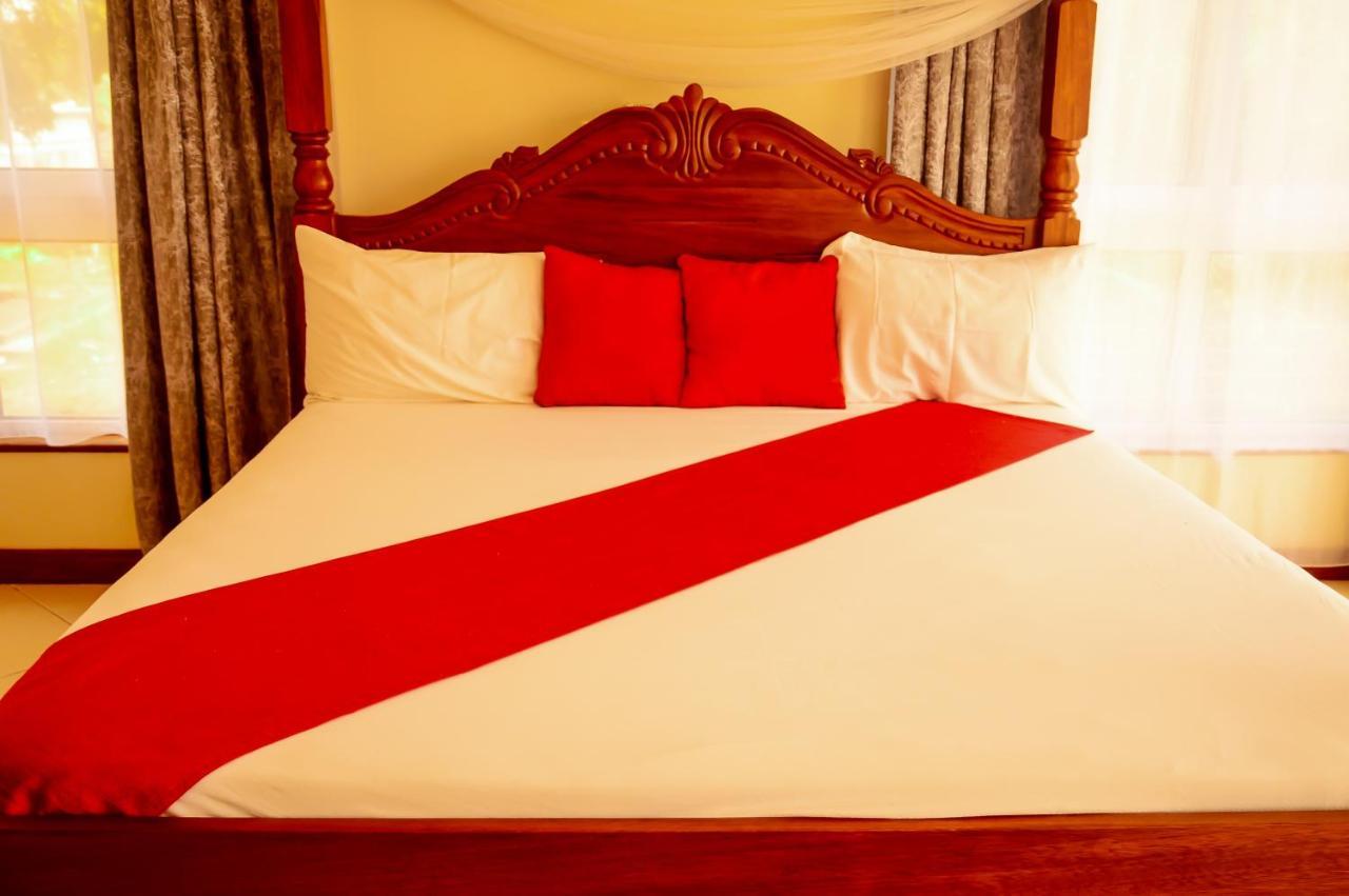 Elna'S Haven - Nyali Sea View Apartment Mombasa Esterno foto