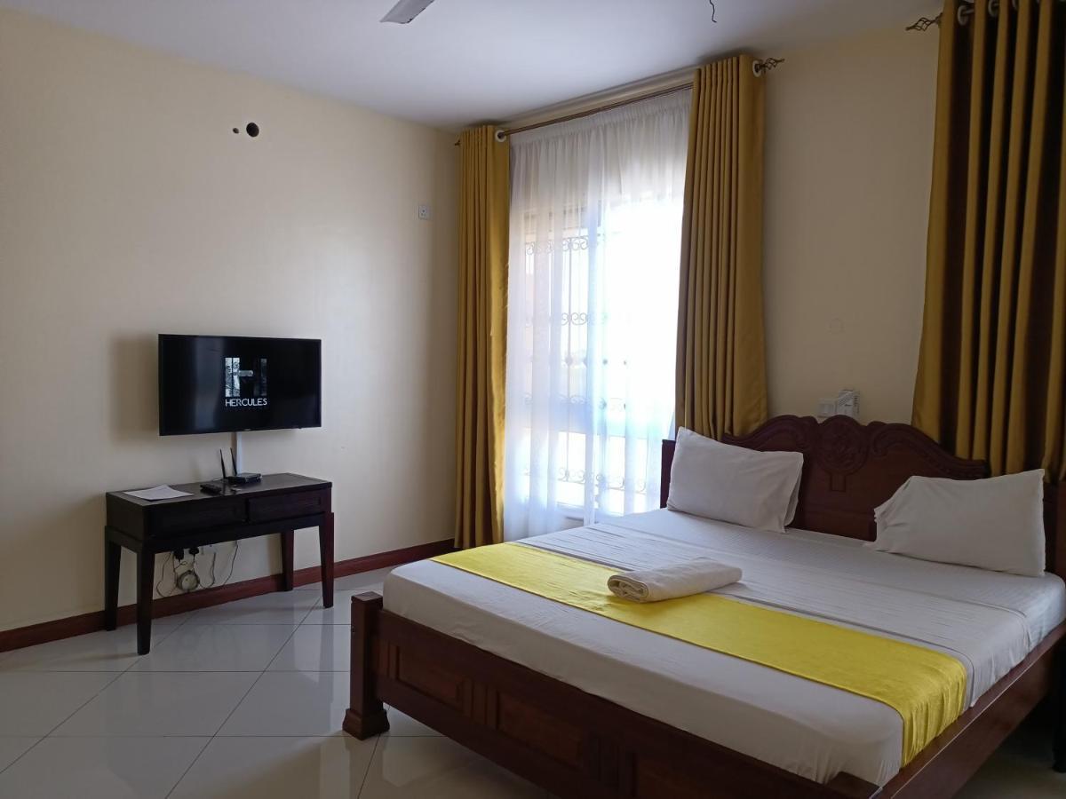 Elna'S Haven - Nyali Sea View Apartment Mombasa Esterno foto