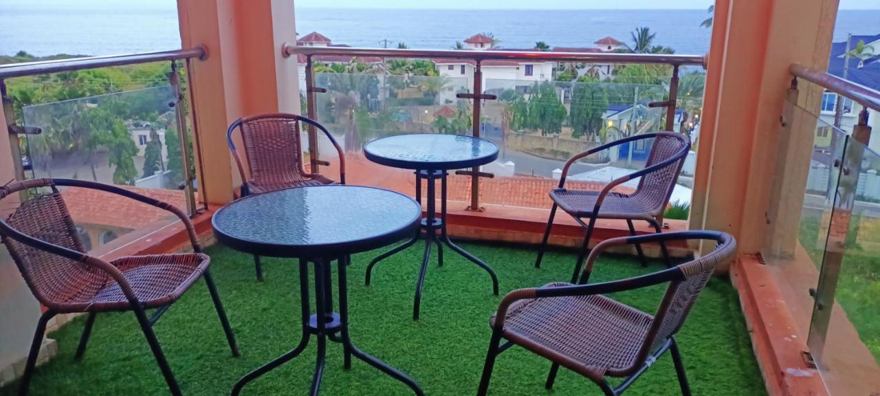 Elna'S Haven - Nyali Sea View Apartment Mombasa Esterno foto