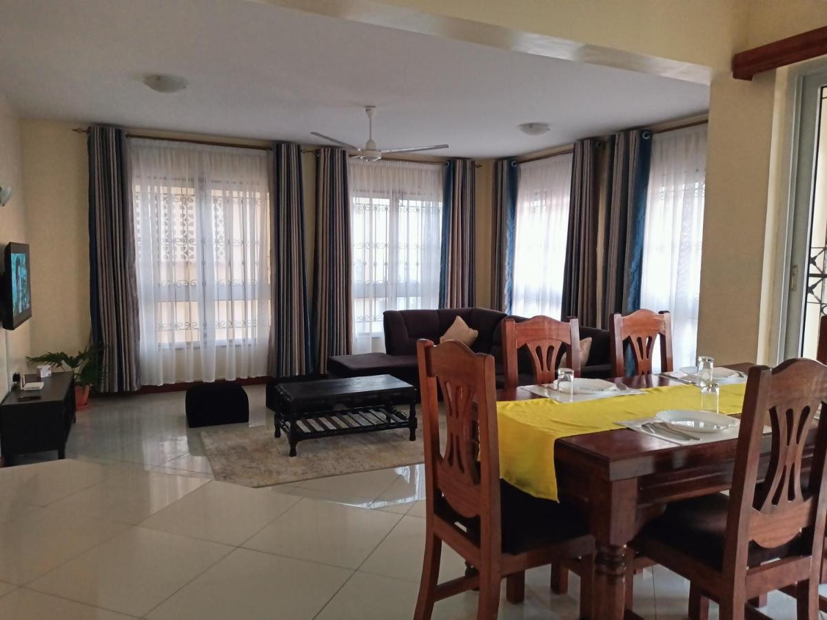 Elna'S Haven - Nyali Sea View Apartment Mombasa Esterno foto