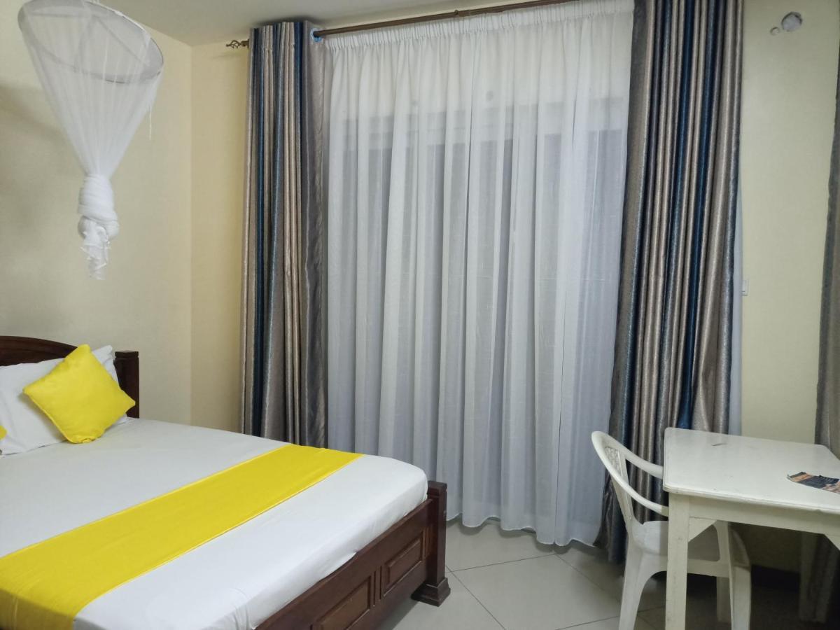 Elna'S Haven - Nyali Sea View Apartment Mombasa Esterno foto